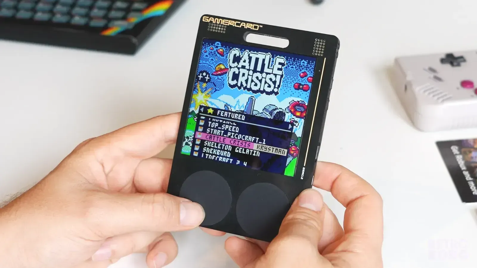 Grant Sinclair's GAMERCARD Handheld Is Finally Shipping