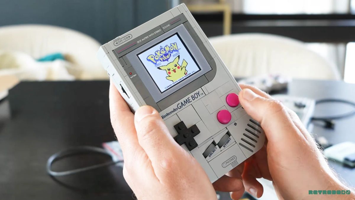 Exclusive: Hands On With The LEGO GAME BOY Mod Kit That Raised $1,000,000