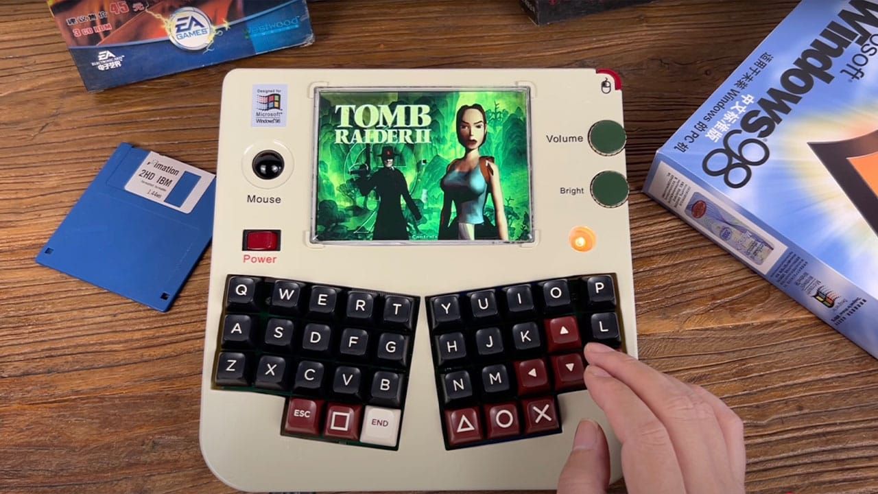 Windows DIY handheld running Tomb Raider II