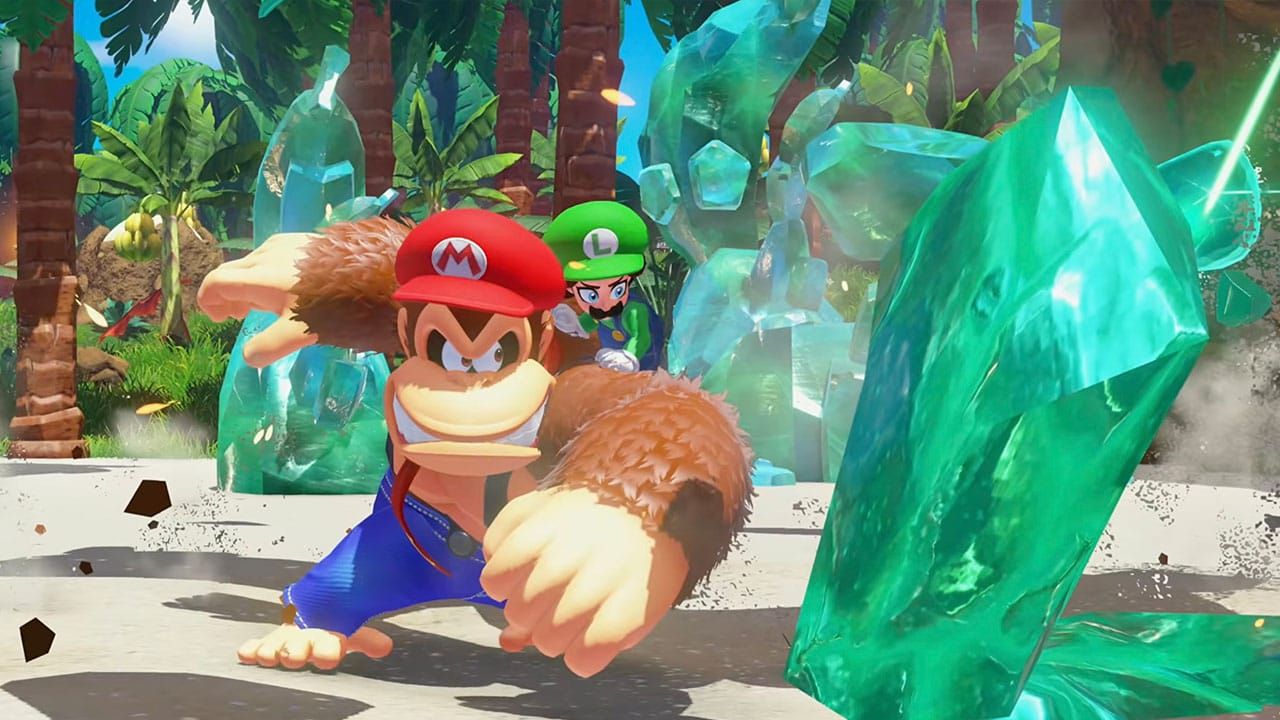DK and Pauline dressed as Mario & Luigi