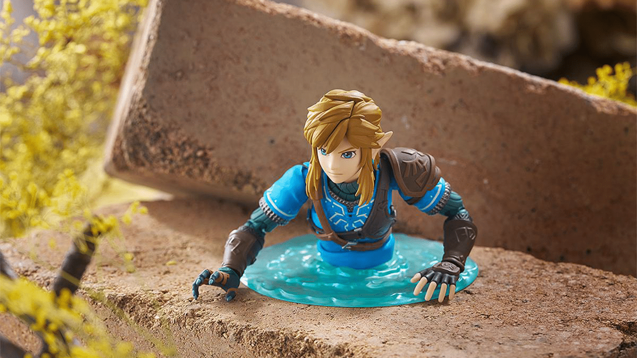TOTK Link Figma Can Ascend Through Your Display