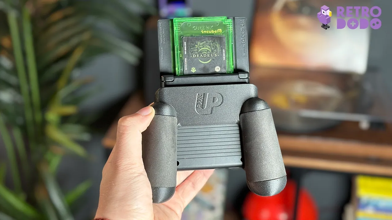 analogue pocket grip back