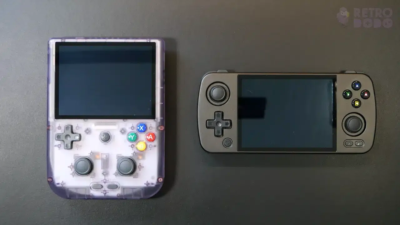 ANBERNIC RG405V vs rg405m