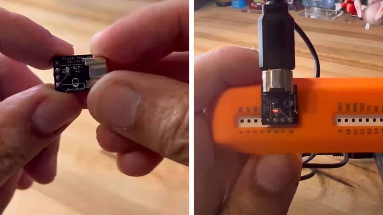 (left)BoredModdes Game Boy adapter (right) Game Boy adpater hooked up to a GBC from the Flipper Zero