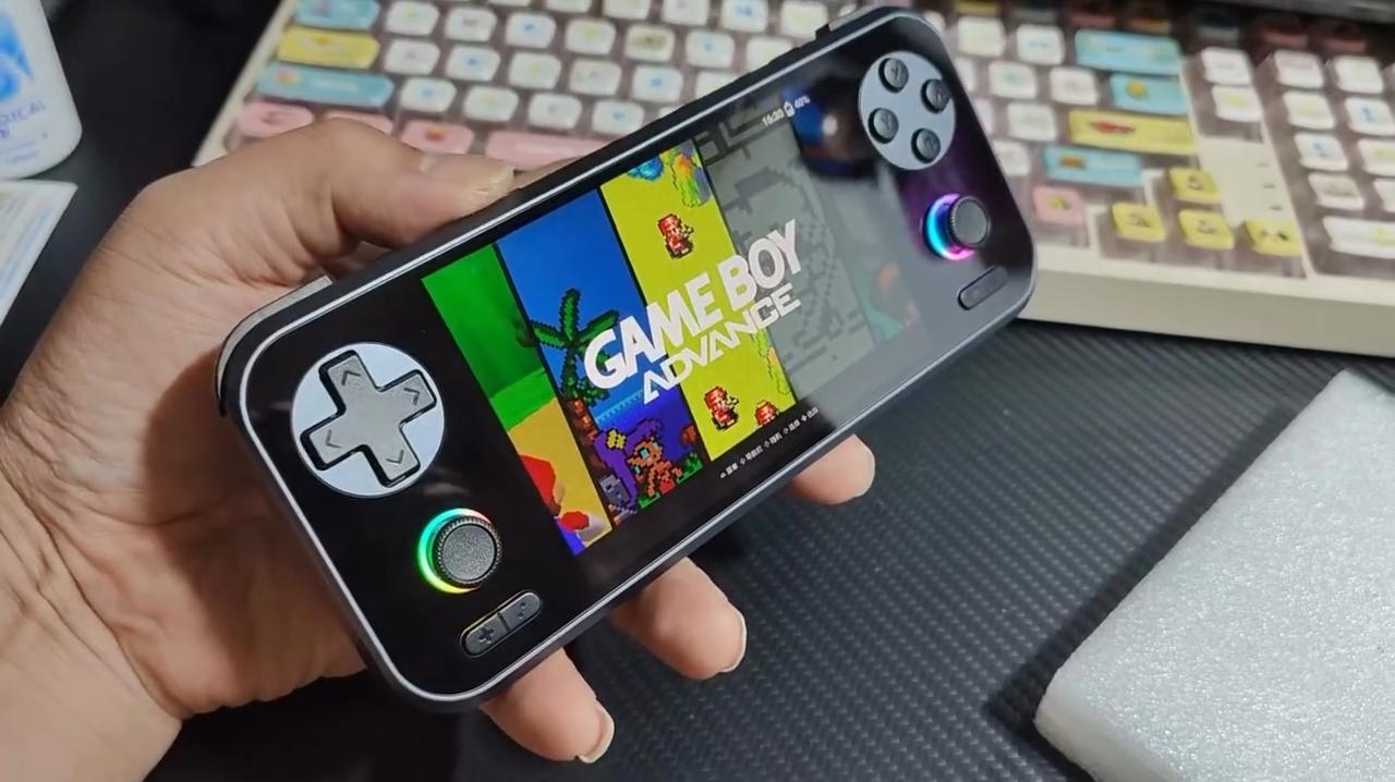 New Yoo1 Handheld Teased By Well Known Retro Handheld Maker Lao Zhang