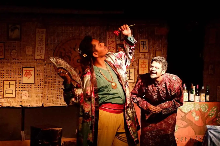 Hosting with Urbanaut