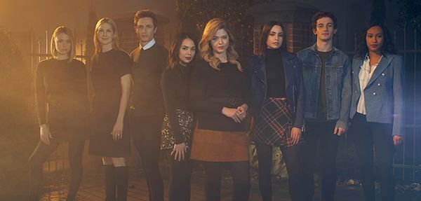 watch pretty little liars the perfectionists canada