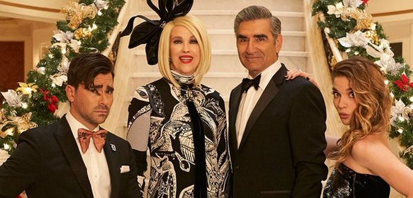 schitts creek christmas special new season premiere