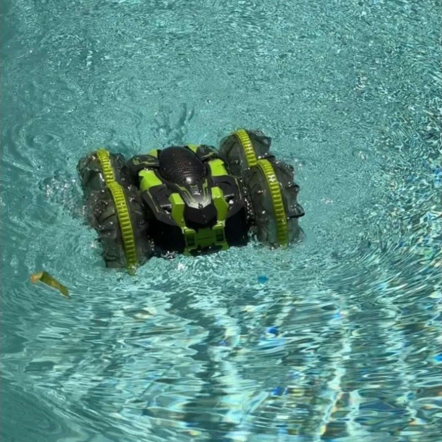 What Is an Amphibious Remote Control Car