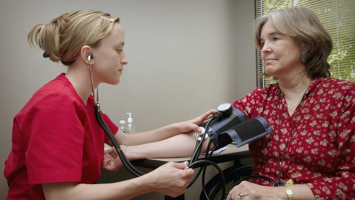 Does Amlodipine Have Side Effects? A Comprehensive Guide to Managing Common Blood Pressure Medications