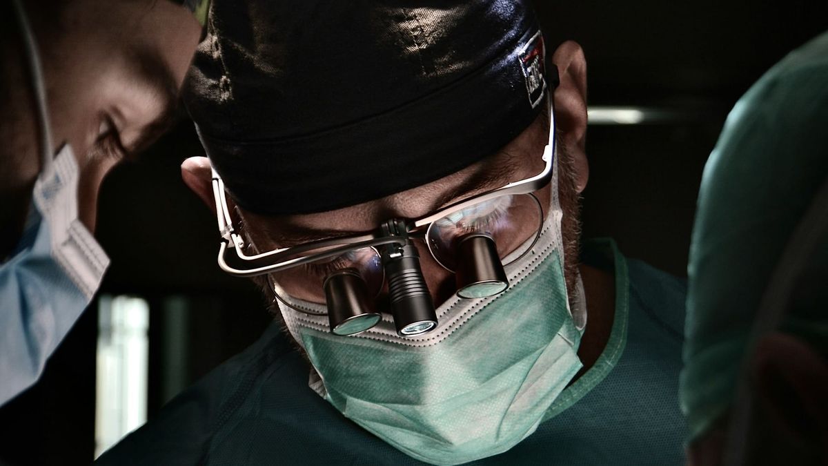 A Cardiologist's Grocery List: What Are the Best Foods for Heart Health?