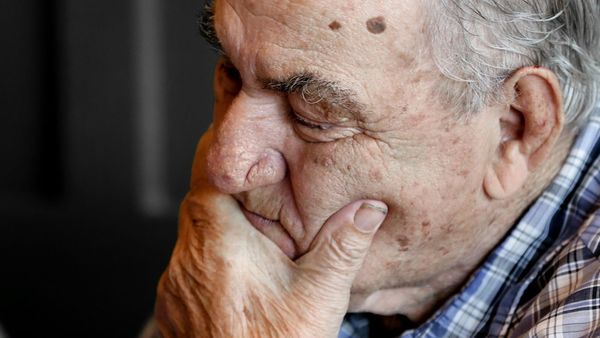 Eat to Beat Alzheimer's with a Plant-Based Diet