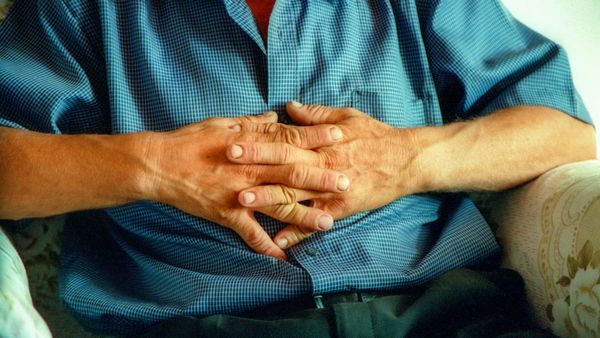 How Do You Calm an Arthritis Flare-Up Fast? An 8-Step Action Plan