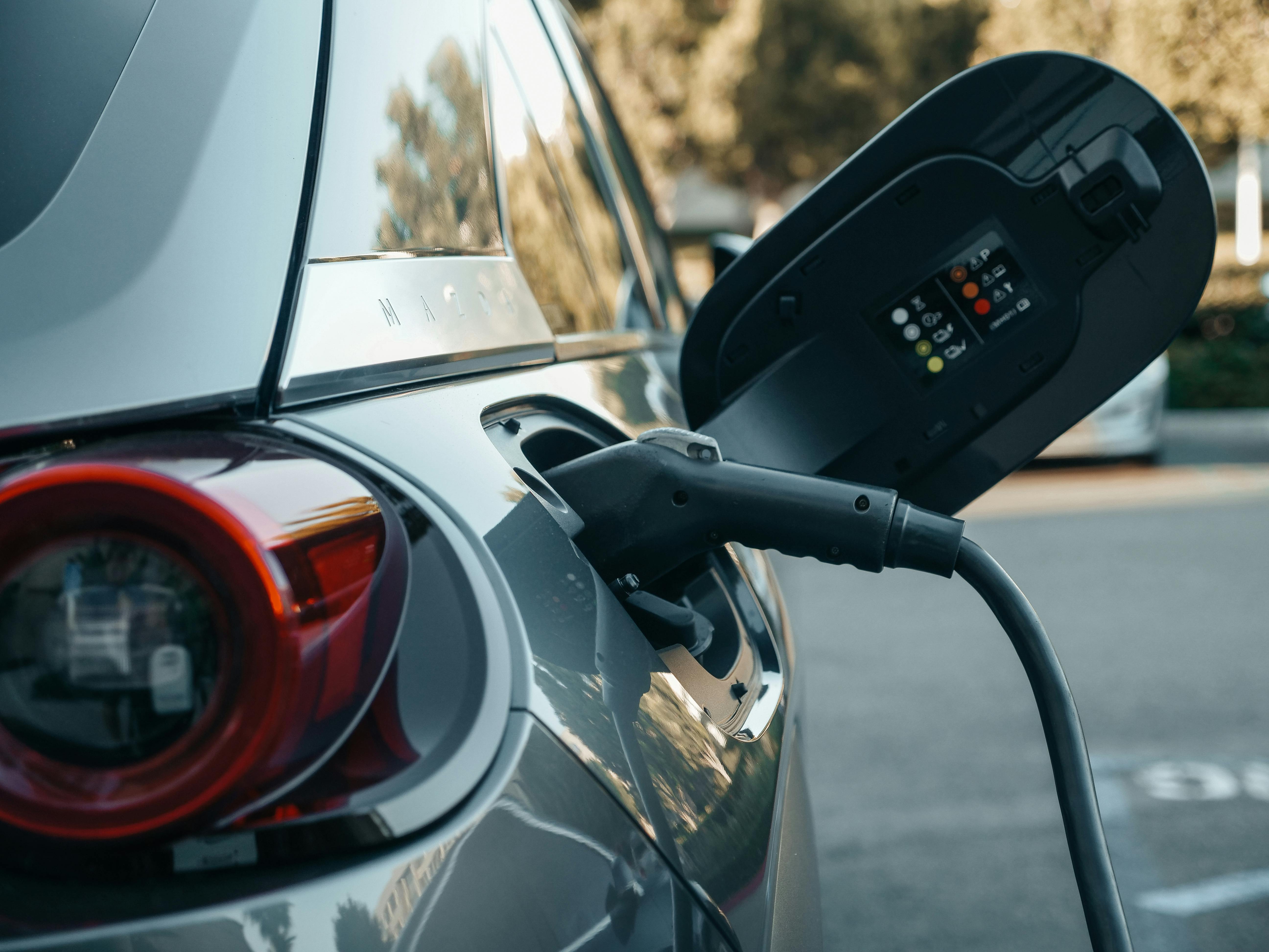 comment recharger son véhicule électrique dans une location saisonnière