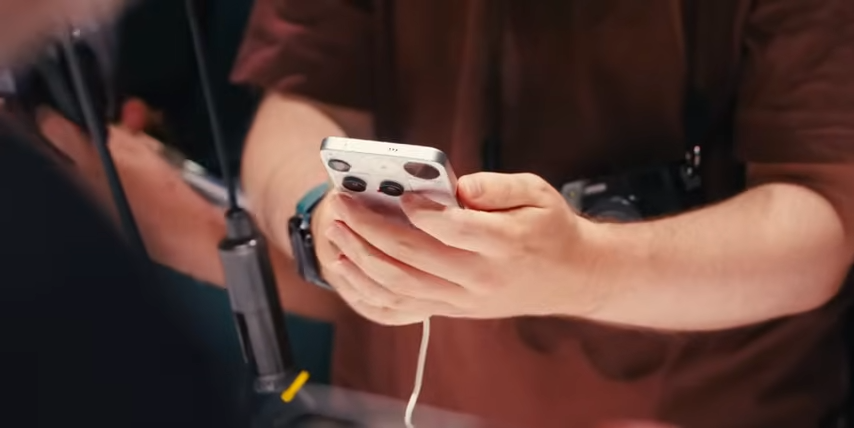 Nothing OS & Essential Space: Minimalist Meets Messy