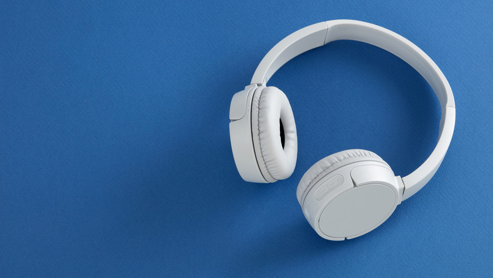Top Over-Ear Picks Under £100