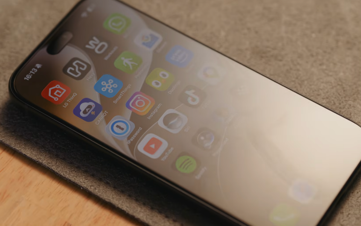 Mothca and ESR screen protectors