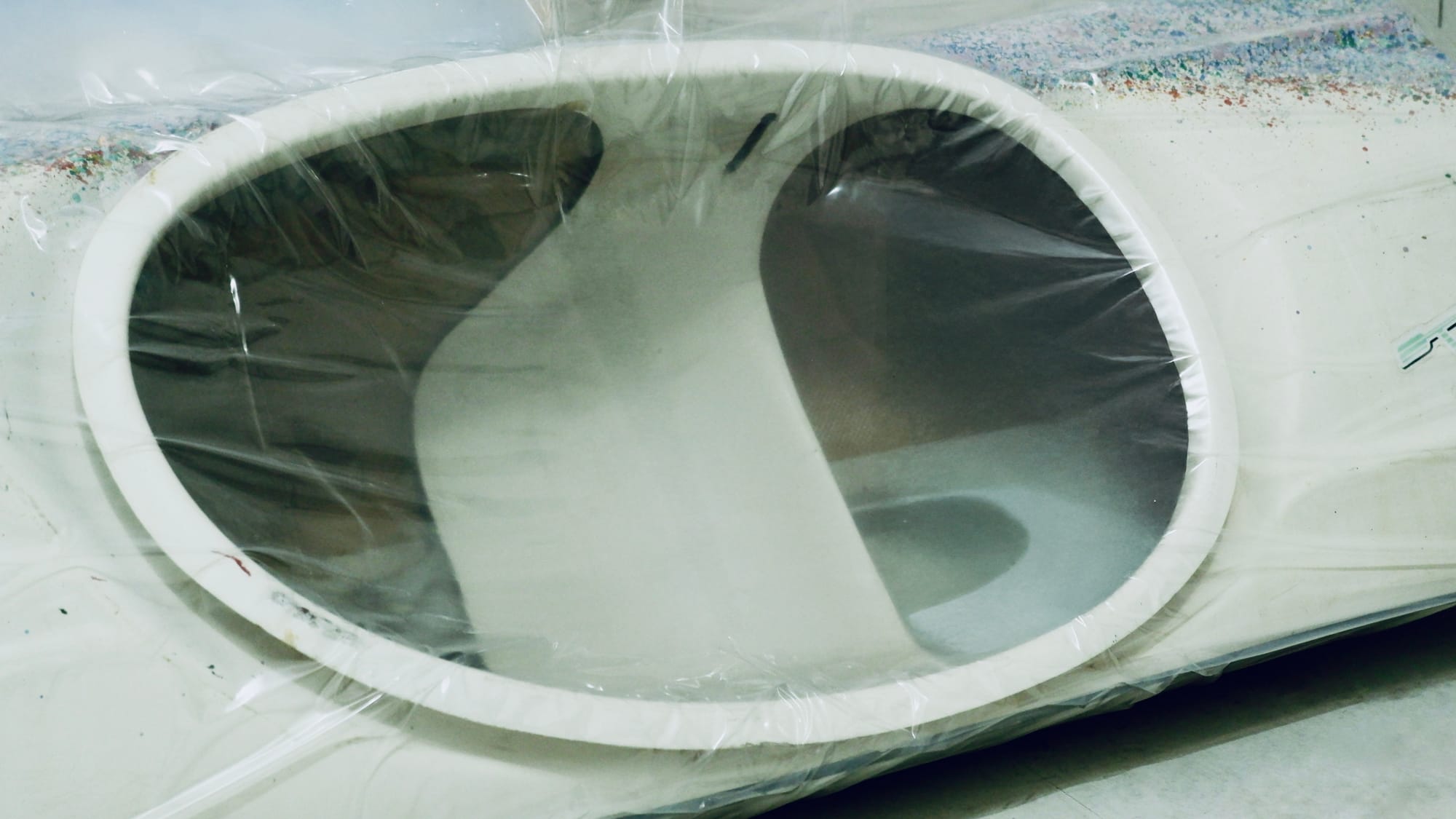 Niccolò De Napoli, "I'm here but not entirely yours"