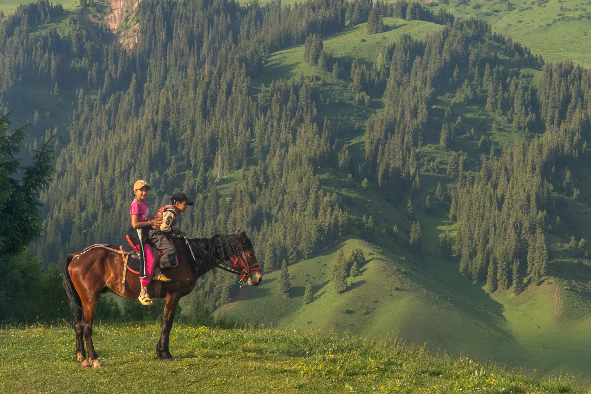 Jyrgalan_CreditLessismorememories_KidsOnTheHorse__1_