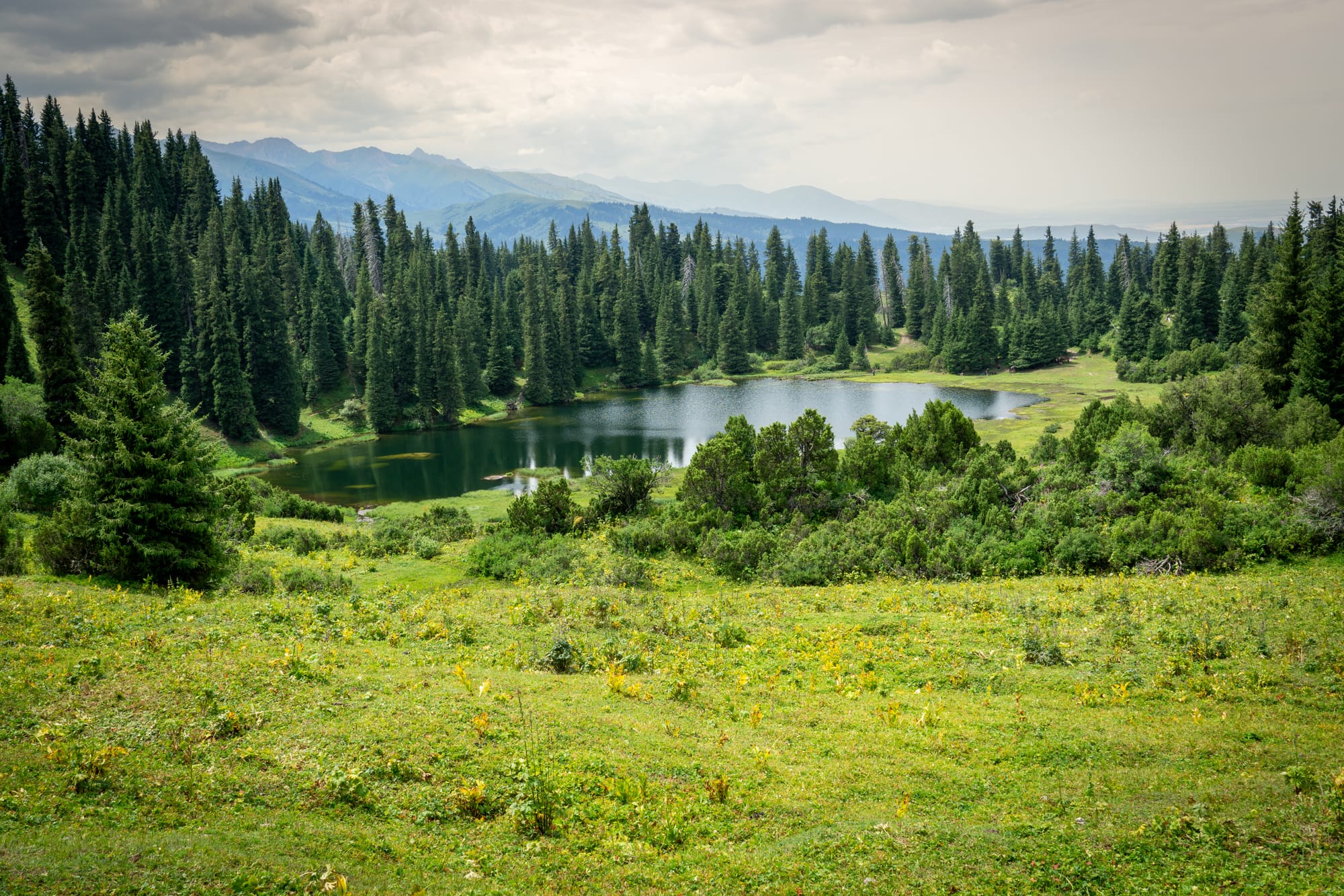 Jyrgalan_CreditOscar_Tatiana_lake