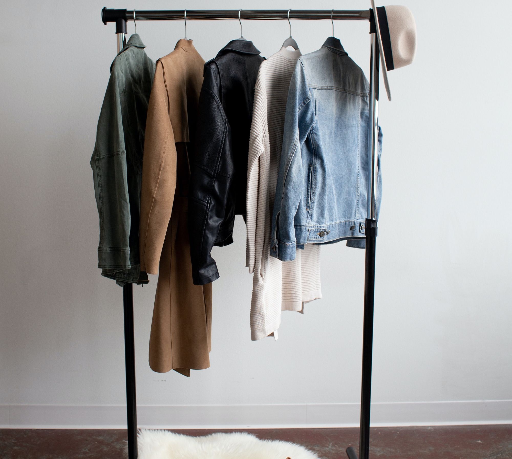 Earn on Holiday Fashion with Lolli's Top Brands