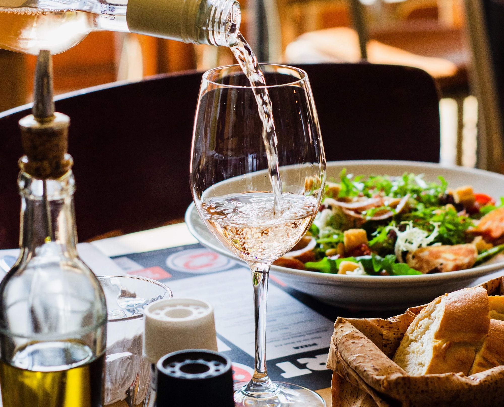 Earn on Last-Minute Gifts with Groupon!