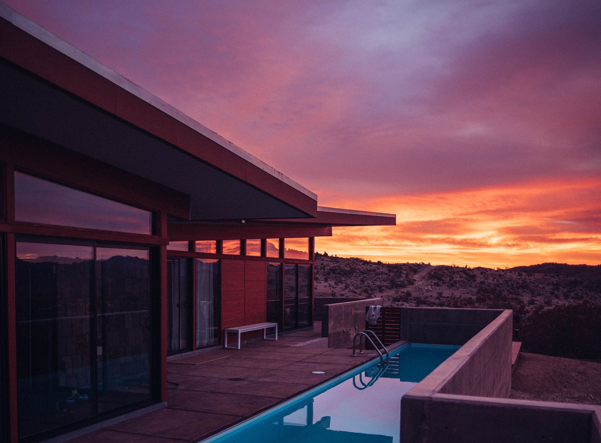 Travel With Rewards: Expedia, Priceline, Vrbo, and more