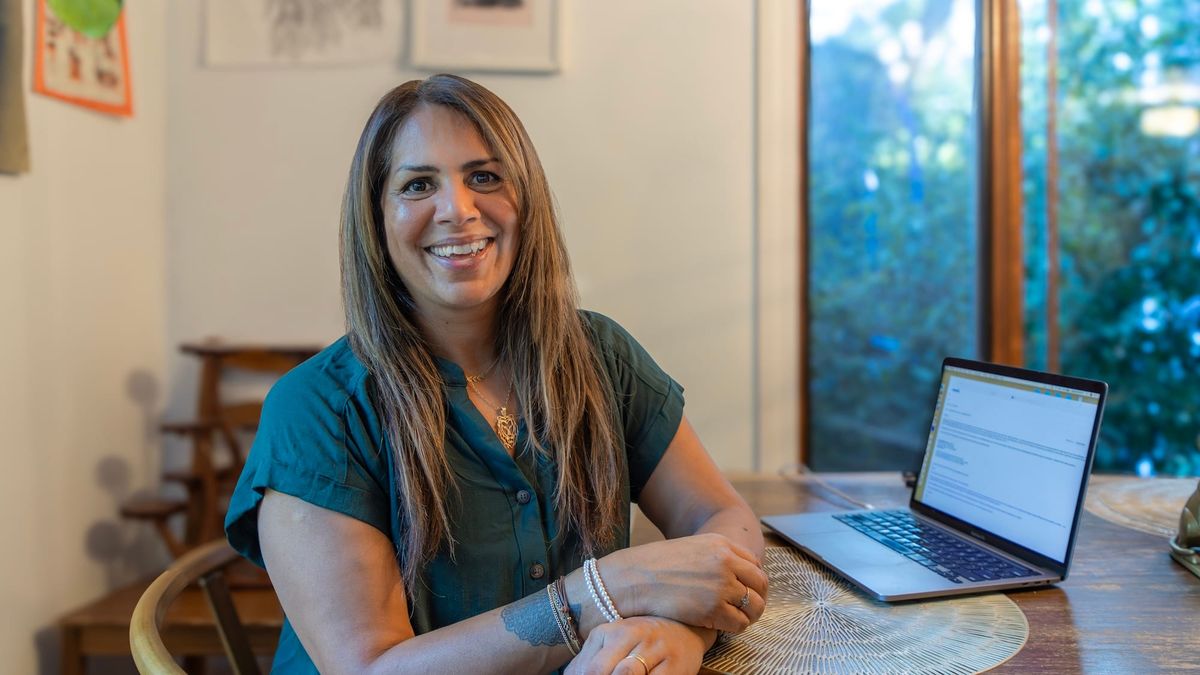 Creative Lives Kansas: Lela Meadow-Conner