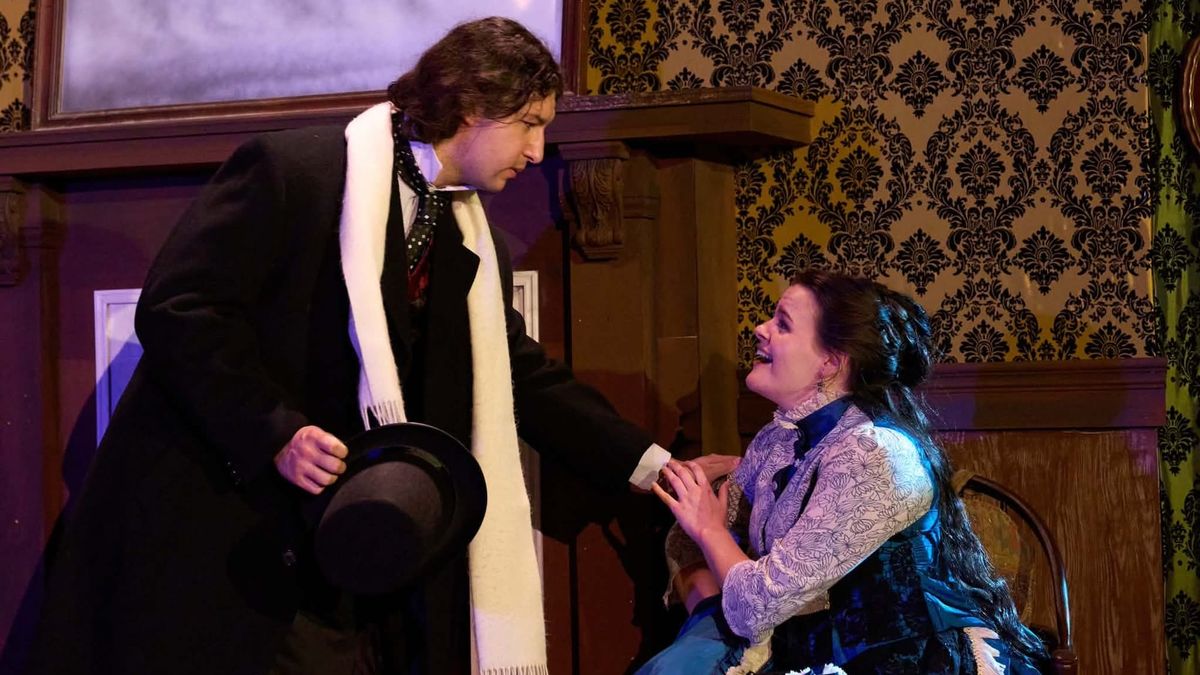 ICTRep’s ‘Gaslight’ creates Halloween-season tension