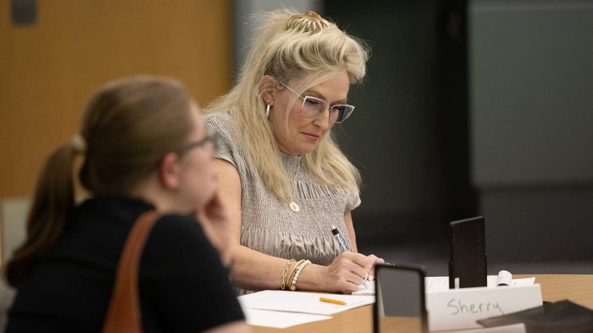 Reading crisis prompts local initiative. One quarter of U.S. adults would struggle to read or comprehend this article.