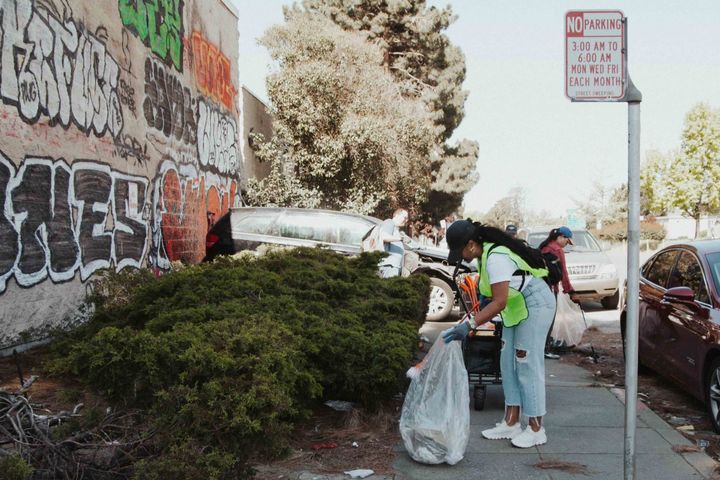 Picking up Trash & Planning for the Future 🌱✊🏾