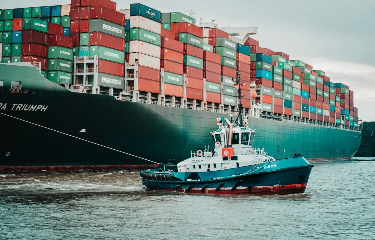 E18: Trump is a degrowther, tariffs are taxing Americans hard, trade lifts all boats and “Breakfast for Eight Billion”