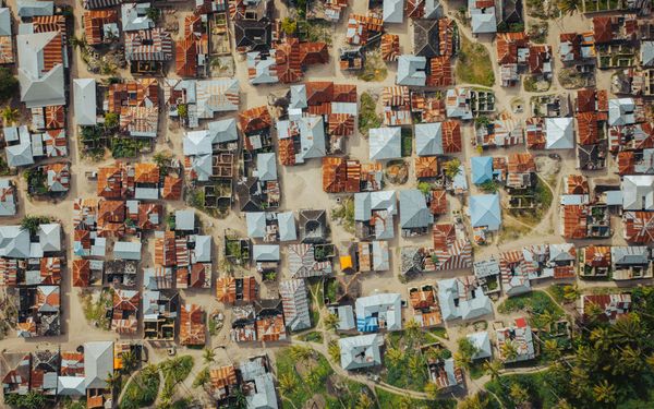 E17: Population drives human progress, factories bring prosperity, 'How the West Wins from Globalization' and much more: