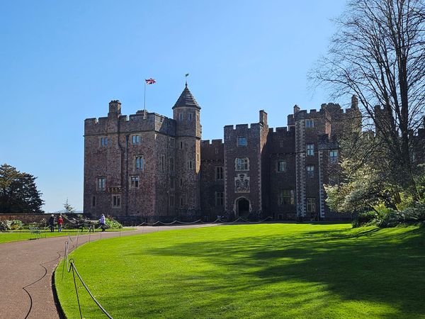 A Towering Chronicle of English History