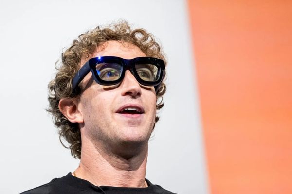 The CEO who outsourced himself