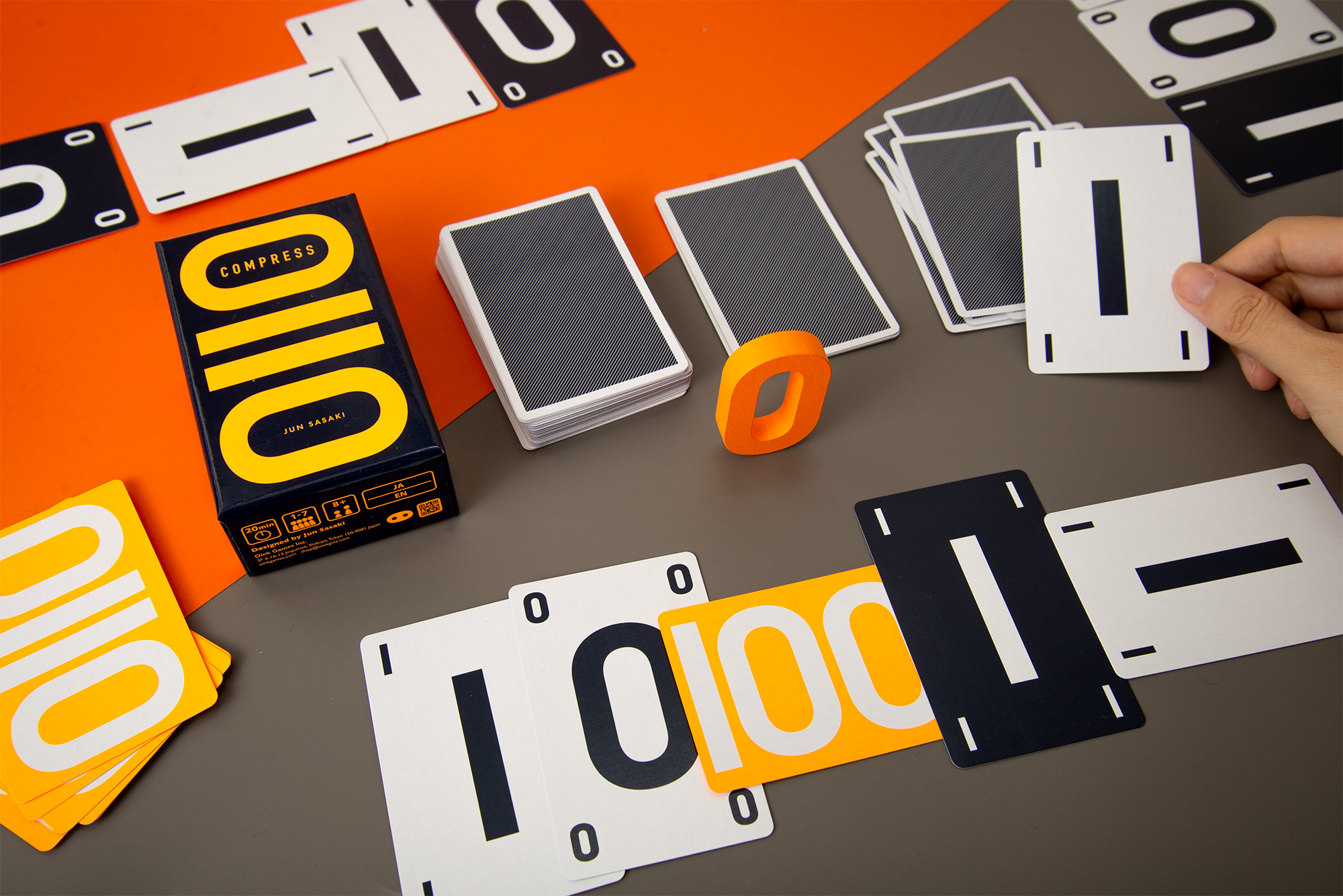 Gameplay example of Compress