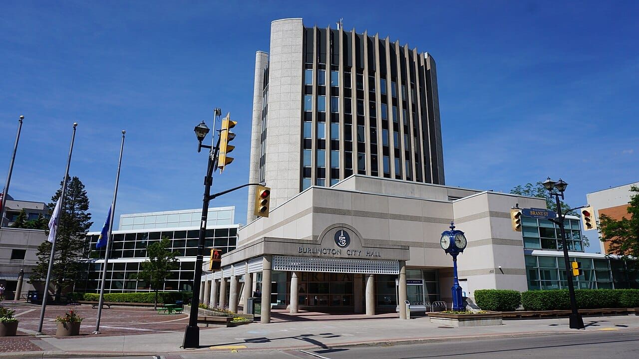 Burlington: Meed Ward Leads Nisan by 5; Half Say City Moving in Wrong Direction