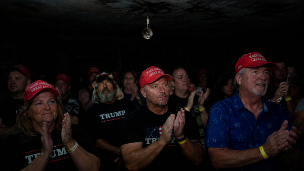 Trump supporters clapping for a burned out light bulb