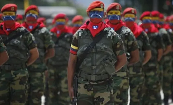Militares retirados de Venezuela instan a la Fuerza Armada a defender la Constitución frente al régimen de Maduro
