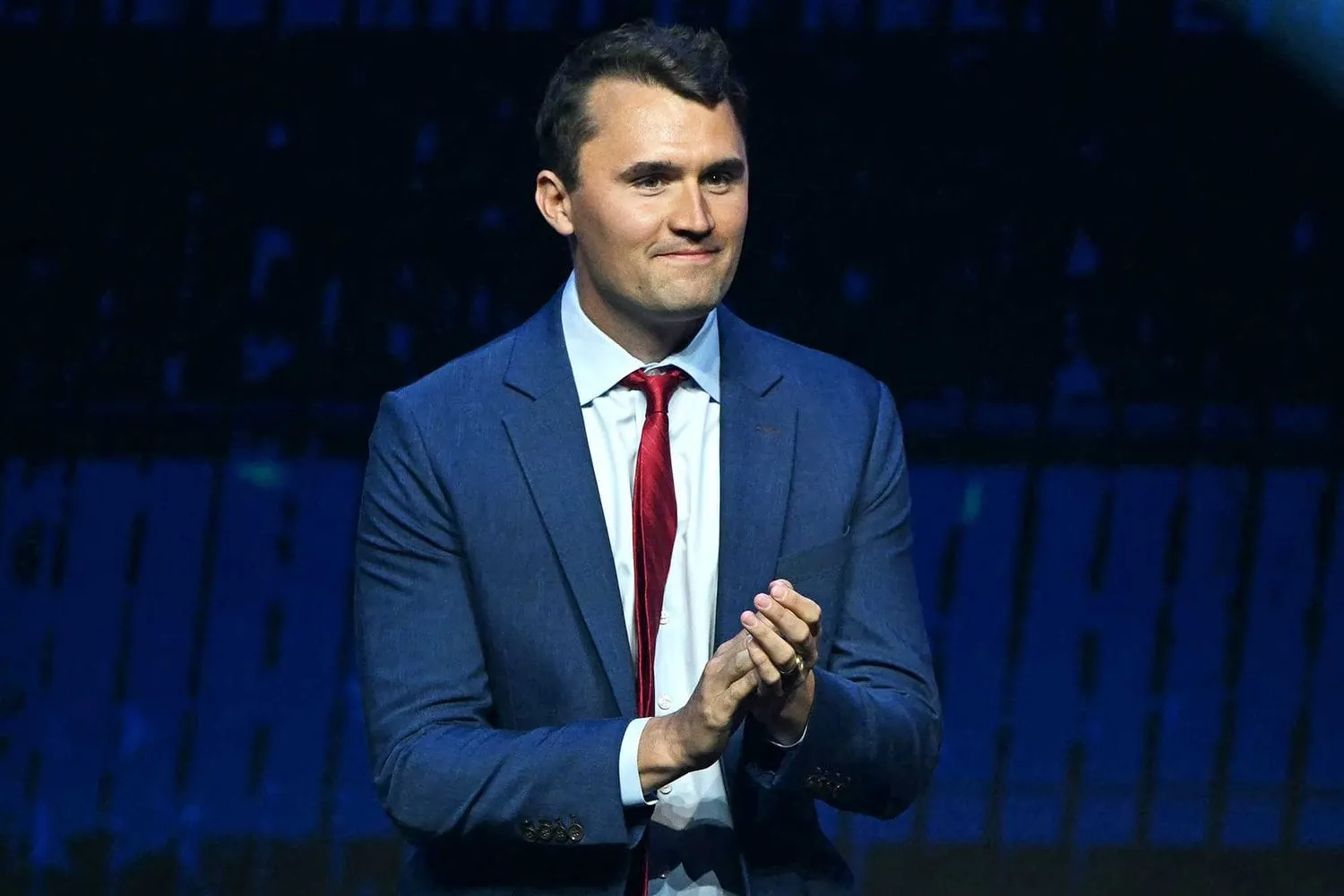 Murió Charlie Kirk, el activista conservador de Estados Unidos que recibió un disparo durante un evento en Utah