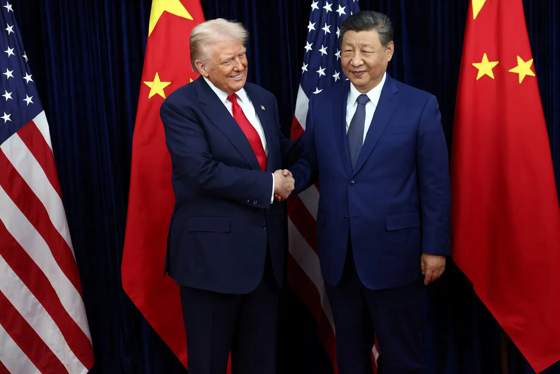 Donald Trump y Xi Jinping acuerdan pacto sobre tierras raras y reducción de aranceles en histórica cumbre de Corea del Sur