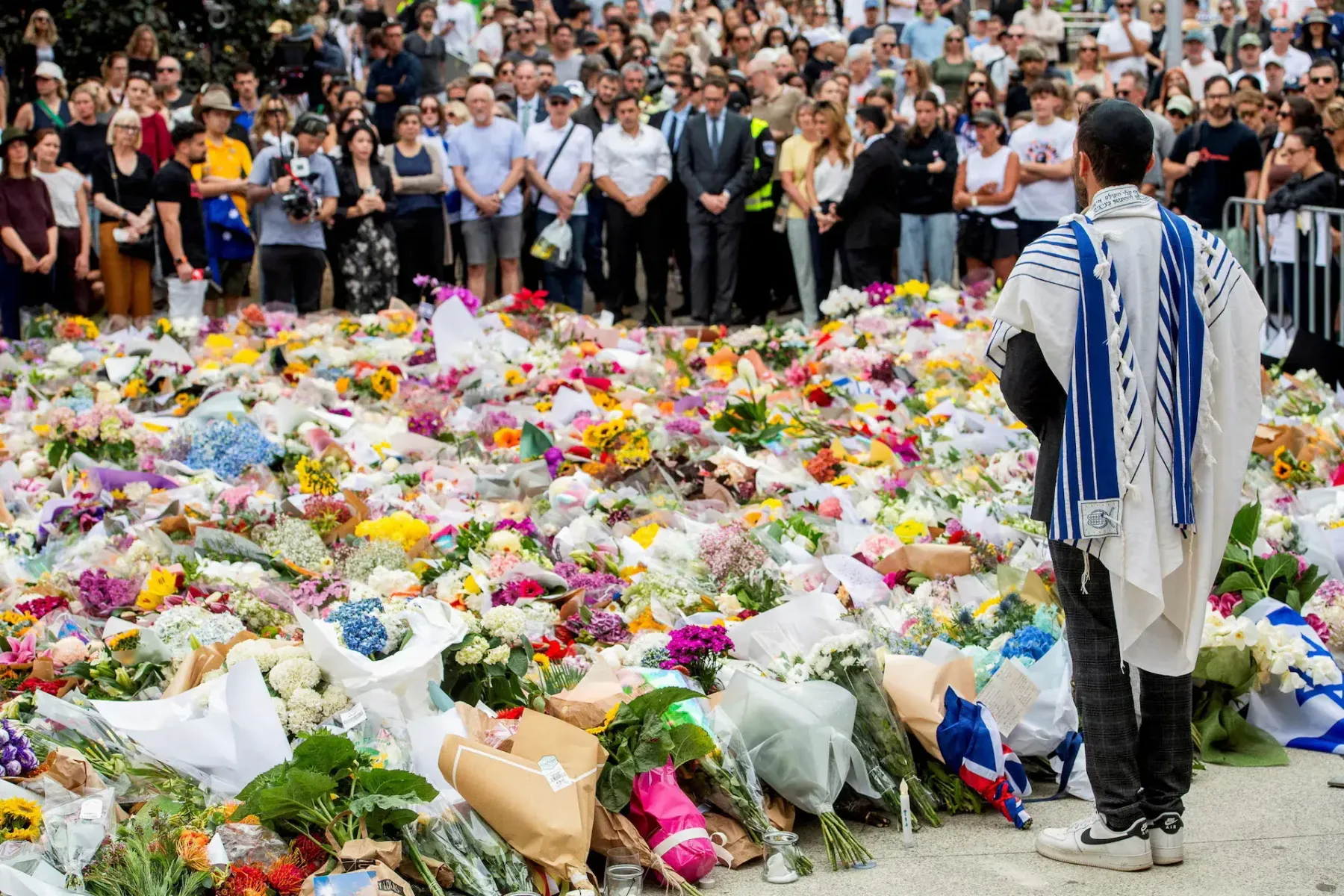 Comienzan los funerales de las víctimas del ataque terrorista en Bondi Beach durante celebración de Janucá en Sídney