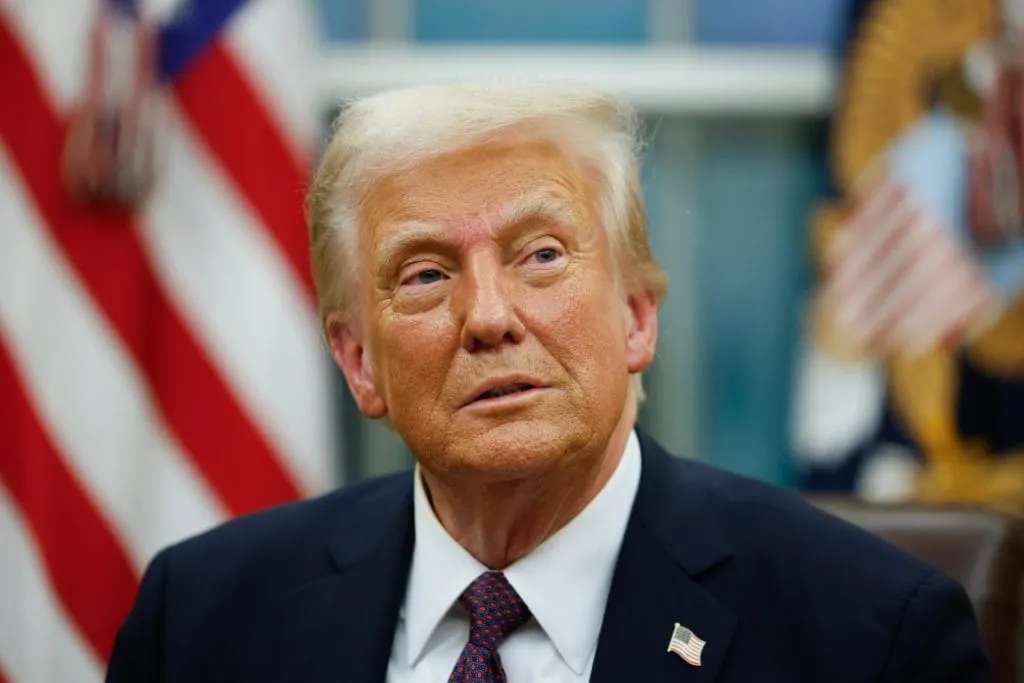 Trump ordena reabrir el espacio aéreo de Venezuela y habilita el regreso de vuelos tras meses de restricciones