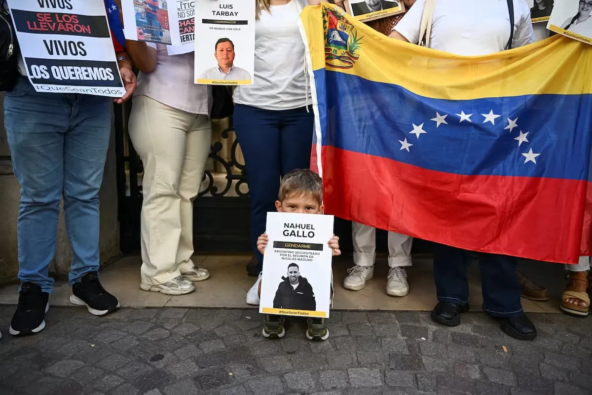 Familiares de argentinos presos en Venezuela piden intervención del Vaticano para su liberación