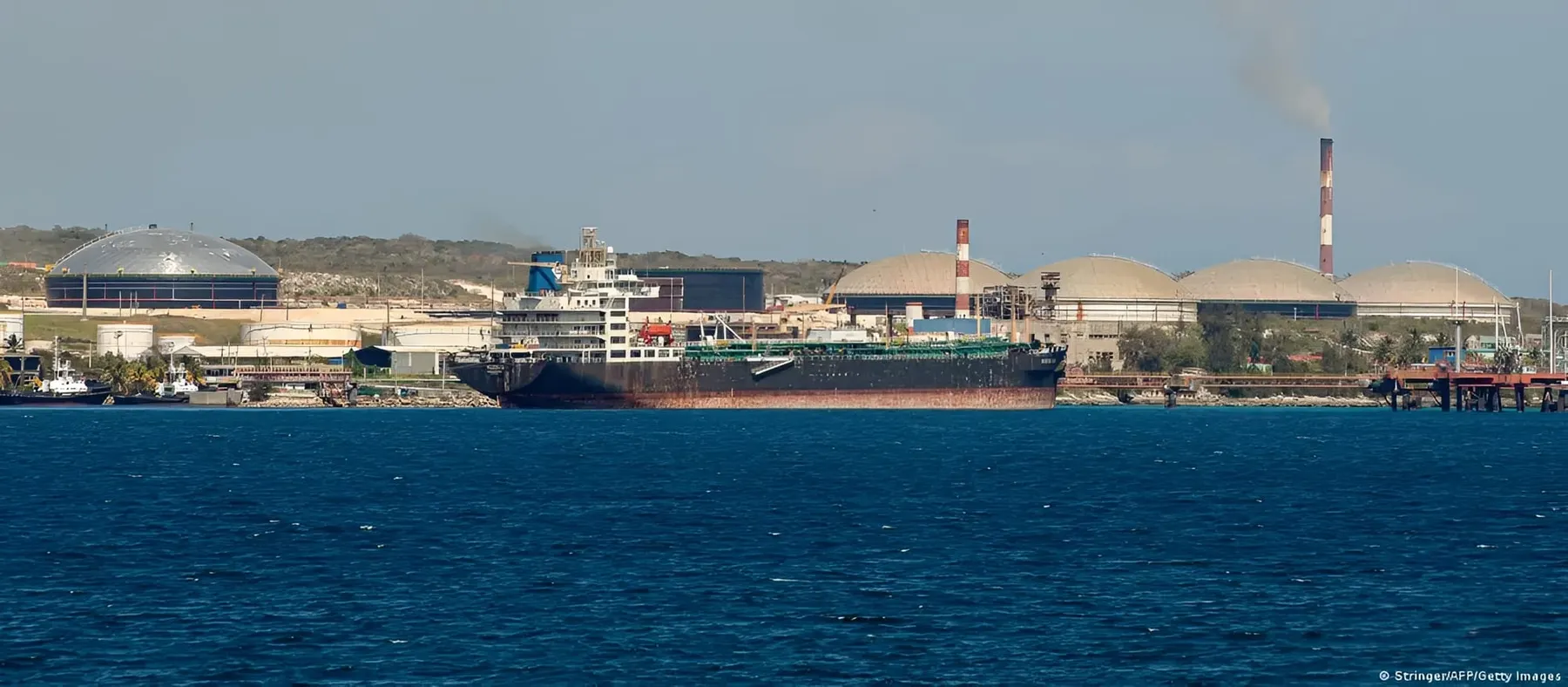 Rusia envía un petrolero sancionado para intentar rescatar a la dictadura cubana del colapso total