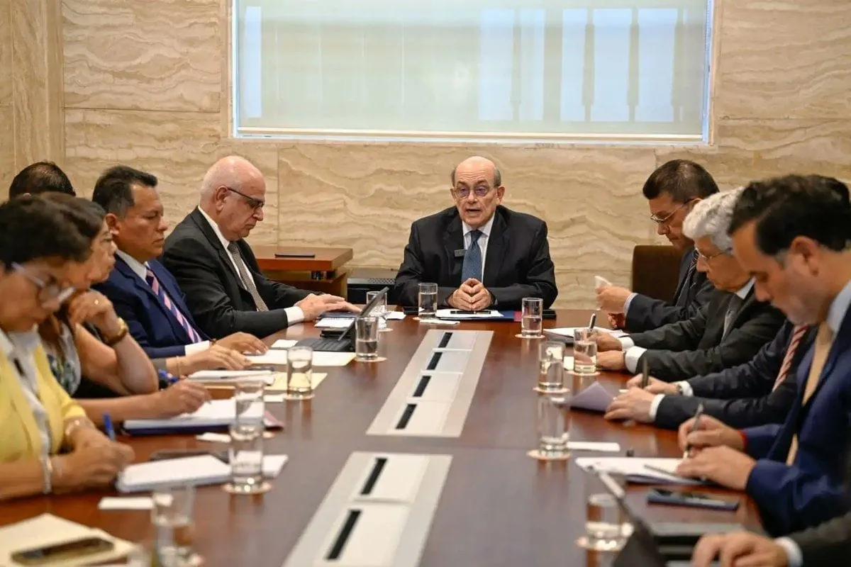 Perú suspende comicios en Oriente Medio por gravedad del conflicto
