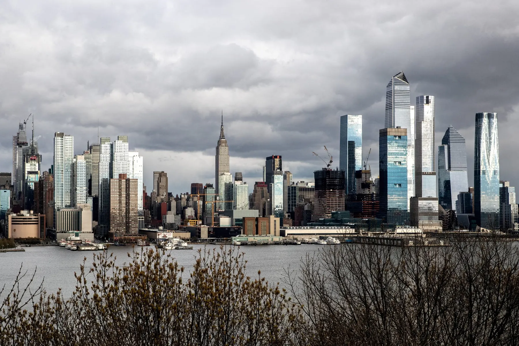 El socialista Mamdani analiza duplicar impuestos a millonarios en Nueva York