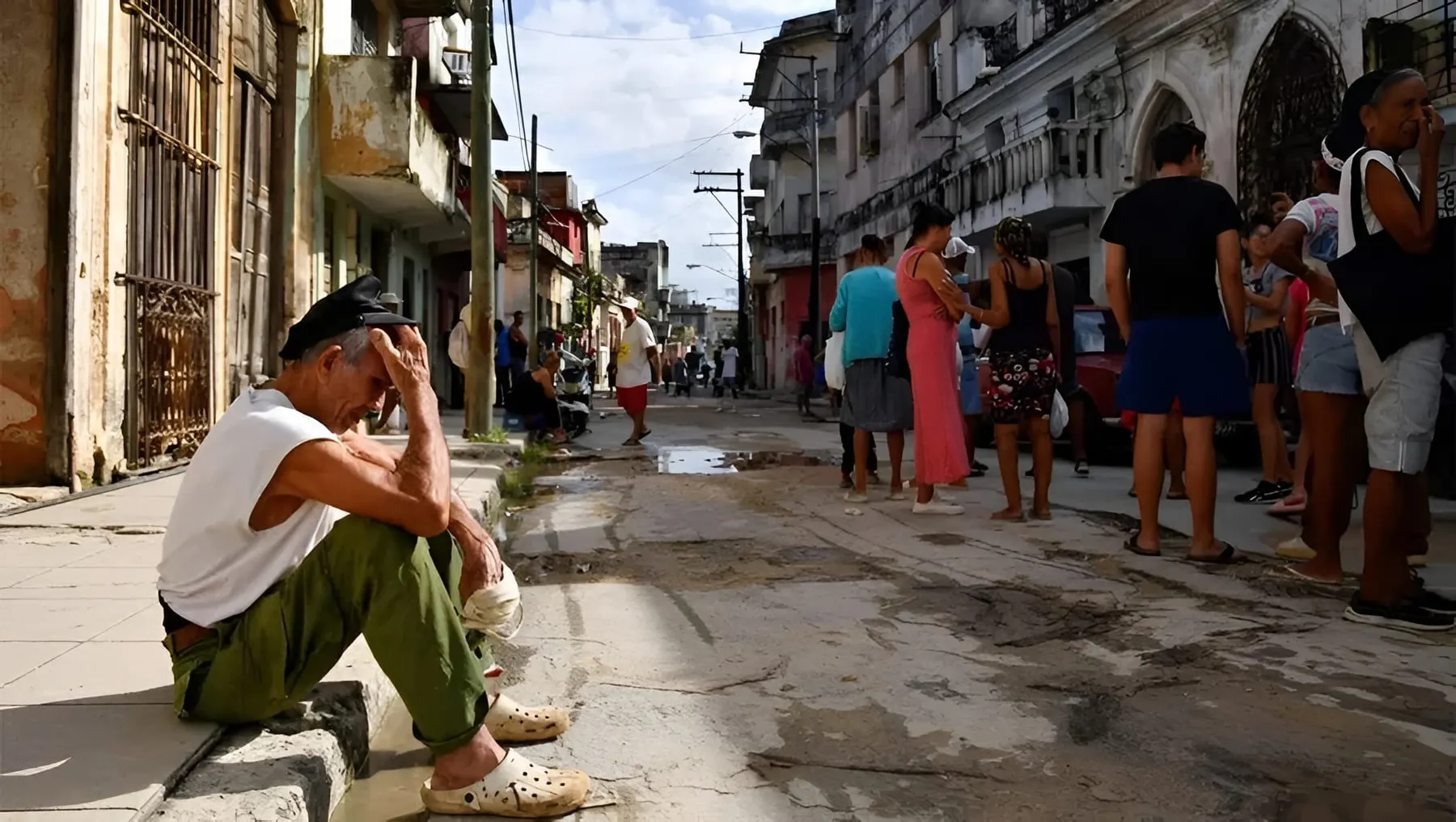 Dos días de protestas estallan en La Habana contra la tiranía comunista