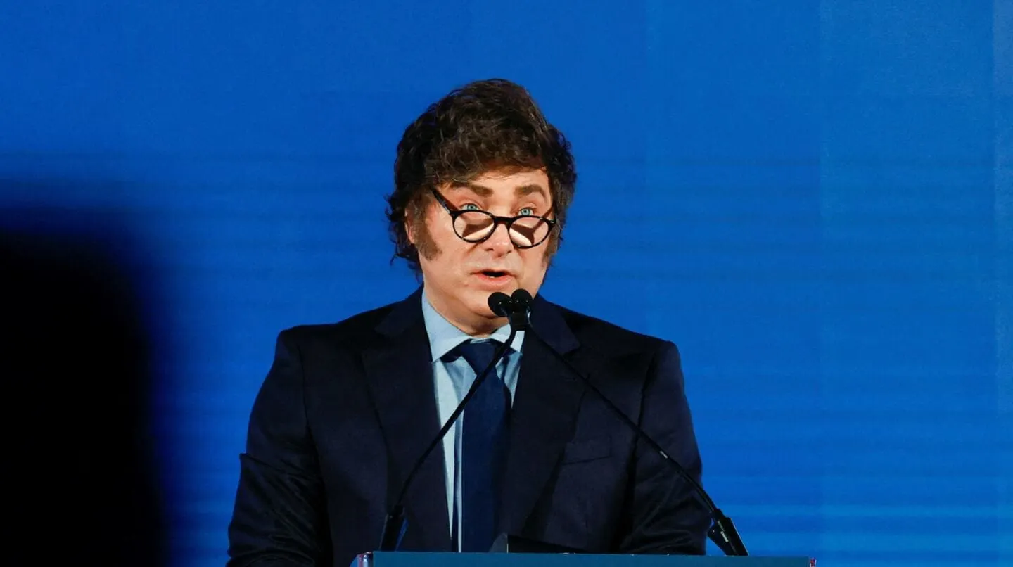 ¿Por qué Javier Milei propone una reforma laboral? La batalla para terminar con el empleo "en negro"