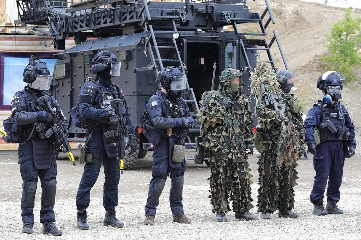 Francia frustra atentado antisemita de dos hermanos italomarroquíes
